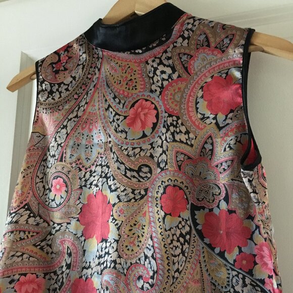 Y2K Made in Canada Vintage Paisley Keyhole Gothic Maid Top - Picture 3 of 14